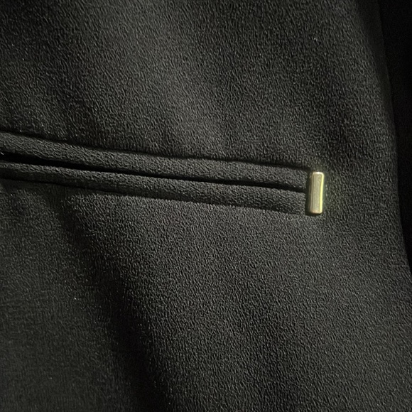 H&M lined, buttonless jacket with tiny gold embellishment on pocket ,like new - Picture 2 of 7